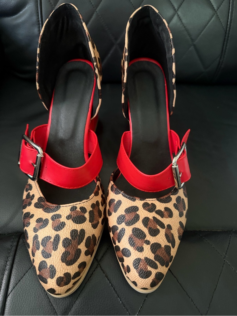 Leopard Print Pointed-Toe Pumps with Red Strap